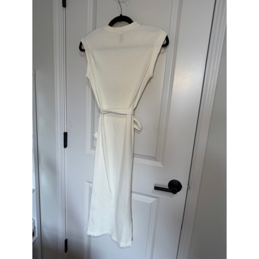 Alya Ribbed Knit Midi Dress Sleeveless Cream Casual w/ Belt Size M‎ - Picture 6 of 7